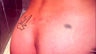 caught bathing and ready for some fun, hear her moaning