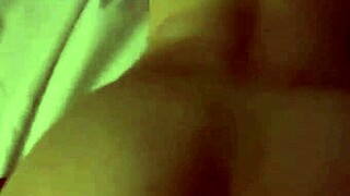 desafio a cada subscribe vou dar uma metida na buceta apertada dessa cachorra que vai latir seu nome 😏