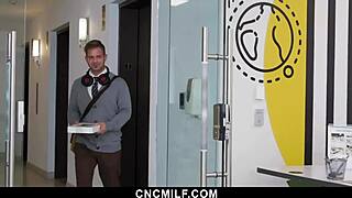 employees fuck anyone in freeuse office 😈 - cncmilf