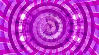 סטודנטית סקסית עם כוס רטובה עסיסית מקבלת קרם פאי בשחקניות