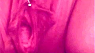 i worship my sexy goddess piss from my hot pussy