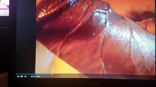 Giant shemale cock is so huge 😍