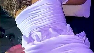 Vuotanut video 18-vuotiaasta yliopisto-opiskelijasta, joka saa kovan panemisen kaikissa asennoissa