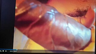 Giant shemale cock is so huge 😍