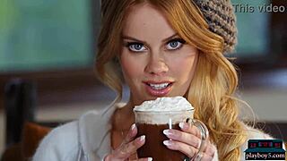 호주 18+ 알라나 울프 작고 뜨거운 핫 바디?