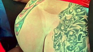 fucking in the hair in a moving car