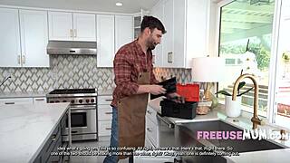 MILF de culo grande Lexi Nicole usada en perrito por el manitas