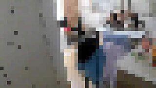 Amateur Japanese Milf Enjoys Homemade Creampie Session