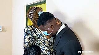 i'm makin out wit my office secratary as lover boy