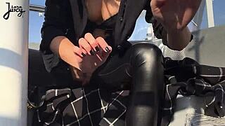 Does this brunette babe squirt publicly while riding a dildo on the ferris wheel, LaraJuicy?