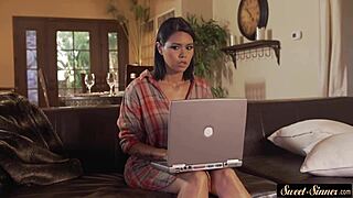 hey tittyfucking milf drilled with passion 😍