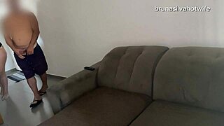 Mulher Casada Enrabada Enquanto Marido Está Trabalhando - Bruna Silva Hotwife