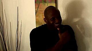 Mellanie Monroe Was Caught with a Gangsta Again