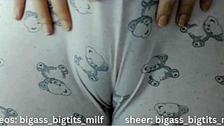 'What a nice camel toe you have,' he commented on the latina's outfit