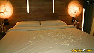 Horny blondes wank with dildo in hd