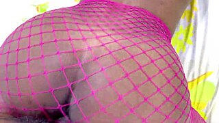 i'm this hot big ass girl who loves riding bbc but sometimes i say pussy wrong