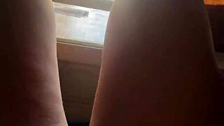 paseandome por el anden para que mis vecinos se antojen de mi culo me encanta provocar a un vecino que tengo