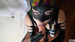 Catwoman Milks Your Cock in Superhero Villain Cosplay, Igniting Passion