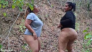 sapphire pandora twerk outdoors