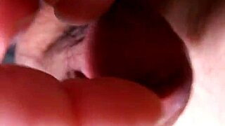 Tie my cock in black pantyhose.