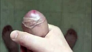 amateur babe masturbates solo from double angles up close