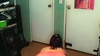 Catherine Grey Shakes Big Ass Twerking Wild on Snapchat