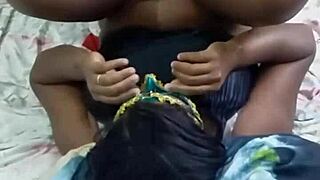 Seduces with Juicy Ebony Anal Temptation