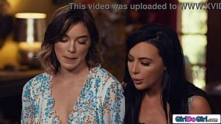 petite brunette pornstar licks pussy no more clam jamming