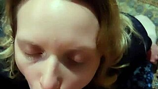 quick homemade suck and fuck for hot wife before creamy creampie finish 💦😍