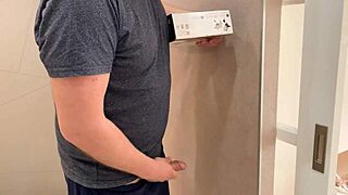 damn that courier spied on me so i fucked him hard doggystyle 🍆💦 russian amateur moans loud