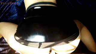 Vity rubs hard until explosive solo cumshot crafted for blog testosterona fans