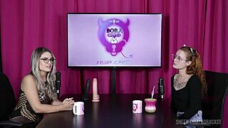 deixou a novinha pelada e chupou tudo deixando ela louca de tesão no bora cast com dracarys 😍💦