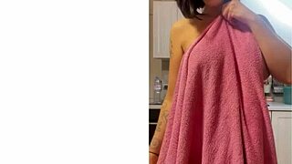 hey i'd love feeding your greedy mouth my dripping wet pussy juices