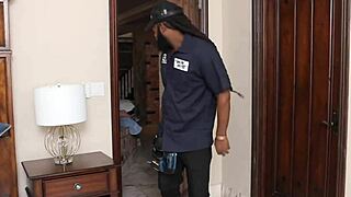 simone steele gets slutted out by bodybuilder's monster cock