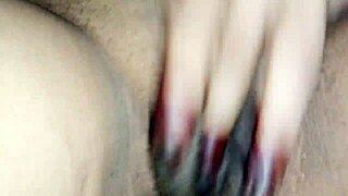 whoa that amateur girlfriend fingering vid blew up online overnight 😍🔥