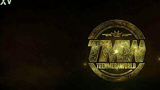 Flexible Shaved Brunette Fingers to Piano Orgasm