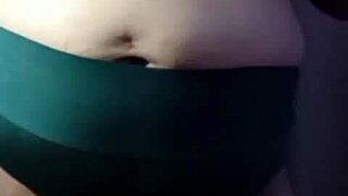 Fat indian mommy shakes her huge tits in wild webcam sex chat!