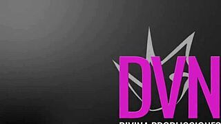 Mi primer squirt con divinamaruuu petite latina squirts on huge cock doggystyle