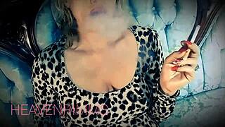 I'm smoking hot stripping in heels ripping clothes off