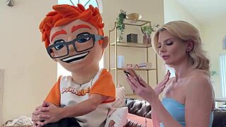 blonde bimbo beverly bombshell slurps monster cock in casting interview cowgirl riding 😜🍆💥