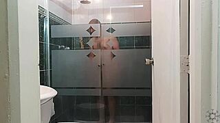 doesn't my stepbro's cock throb seeing me clean in lingerie? 😏🍆🧽