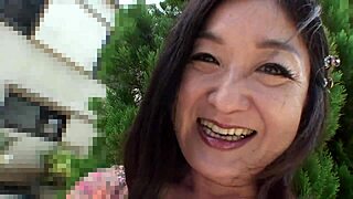 J-Granny Chiyo Yamabe Displays Soaked Hairy Pussy Creampie Closeup