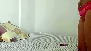 SPY CAM HERMANASTRA ITALIANA MIRANDA SCREAMS LOUD!