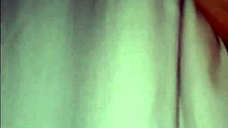 Girlfriend's soles get licked and sucked by fetish friend toes action