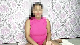 big ass girl sonali quenches wet pussy thirst with sex machine