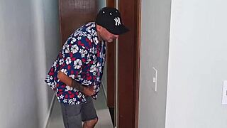 Old mature corners skinny young for bathroom ass pounding