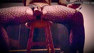 Jett hoover cages his ass for electro cock torment to explosion