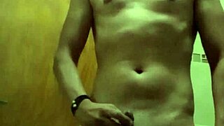 tt diwi fingers her wet pussy so sloppy ugh