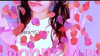 Bonneyuwu flaunts 10 cute pigtail pics and steamy pink video