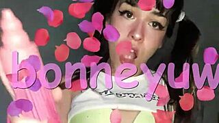 Bonneyuwu flaunts 10 cute pigtail pics and steamy pink video